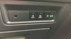 Volkswagen Touareg 3.0 V6 TDI 4Motion R-Line Tech 5dr Tip Auto Diesel Estate